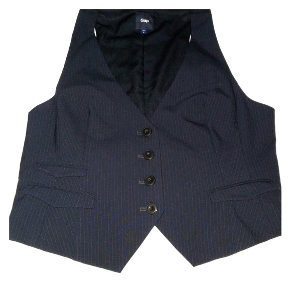 Vest - Picture 1 of 3